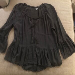 Aerie bohemian style shirt, bell cuffs. Size xs, charcoal grey.